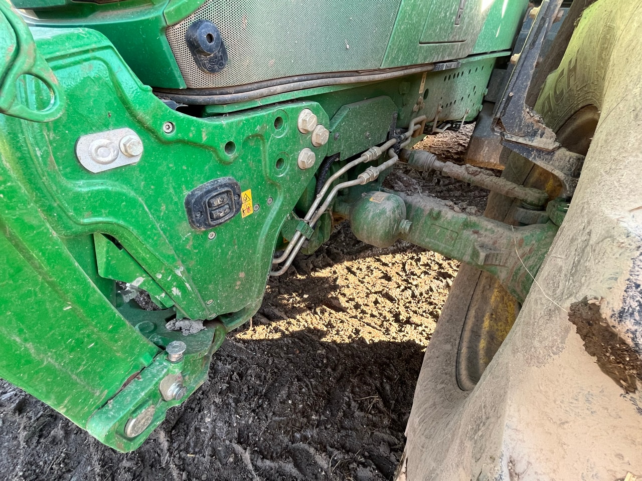 Tracteur JOHN DEERE 6155R - photo slide 16