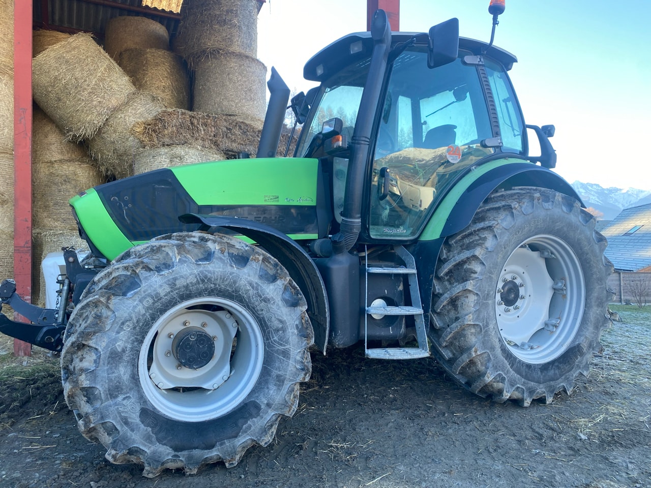 Tracteur DEUTZ FAHR AGROTRON M 610 DCR - photo slide 2