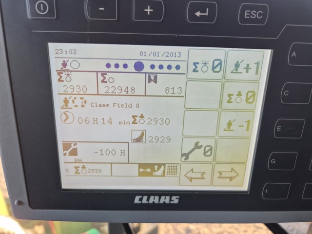 Presse balles rondes CLAAS VARIANT 465RC - photo slide 9