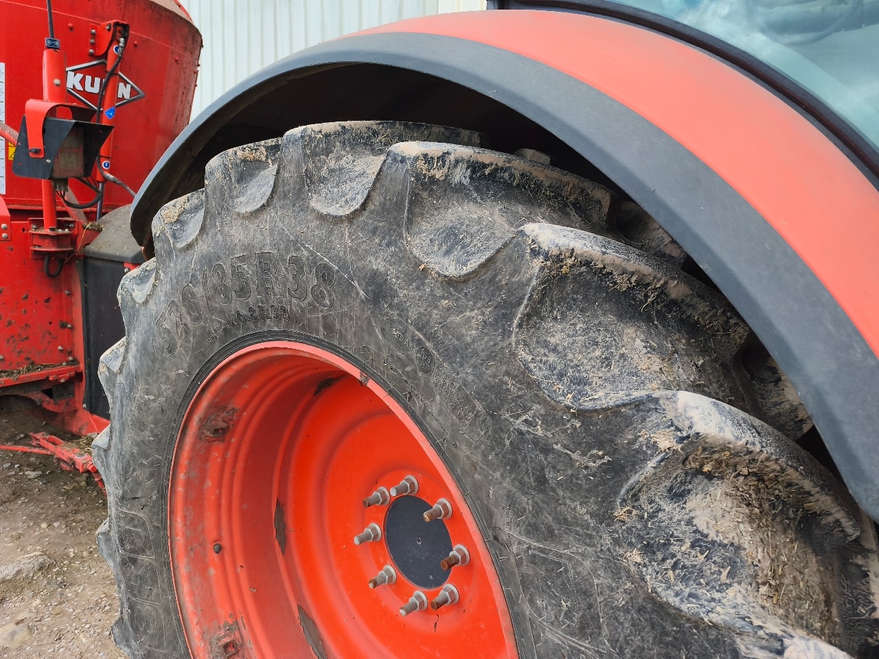 Tracteur KUBOTA M7131 K ACCESS - photo slide 6