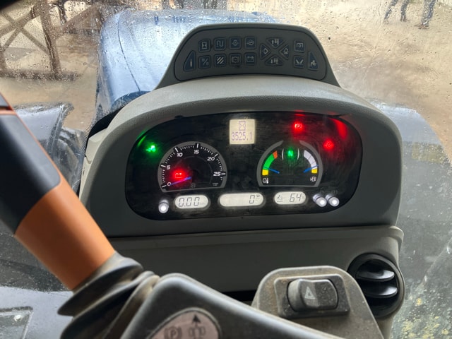 Tracteur NEW HOLLAND T7.230 CLASSIC - photo slide 7