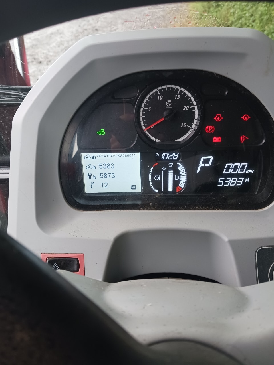 Tracteur chargeur VALTRA A104 MH4 - photo slide 2