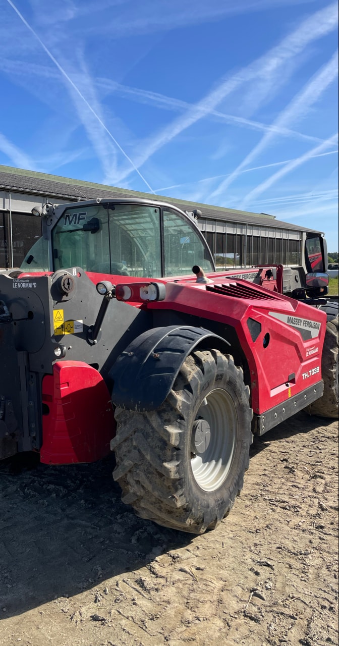 Telescopique MASSEY FERGUSON TH 7038 - photo slide 2