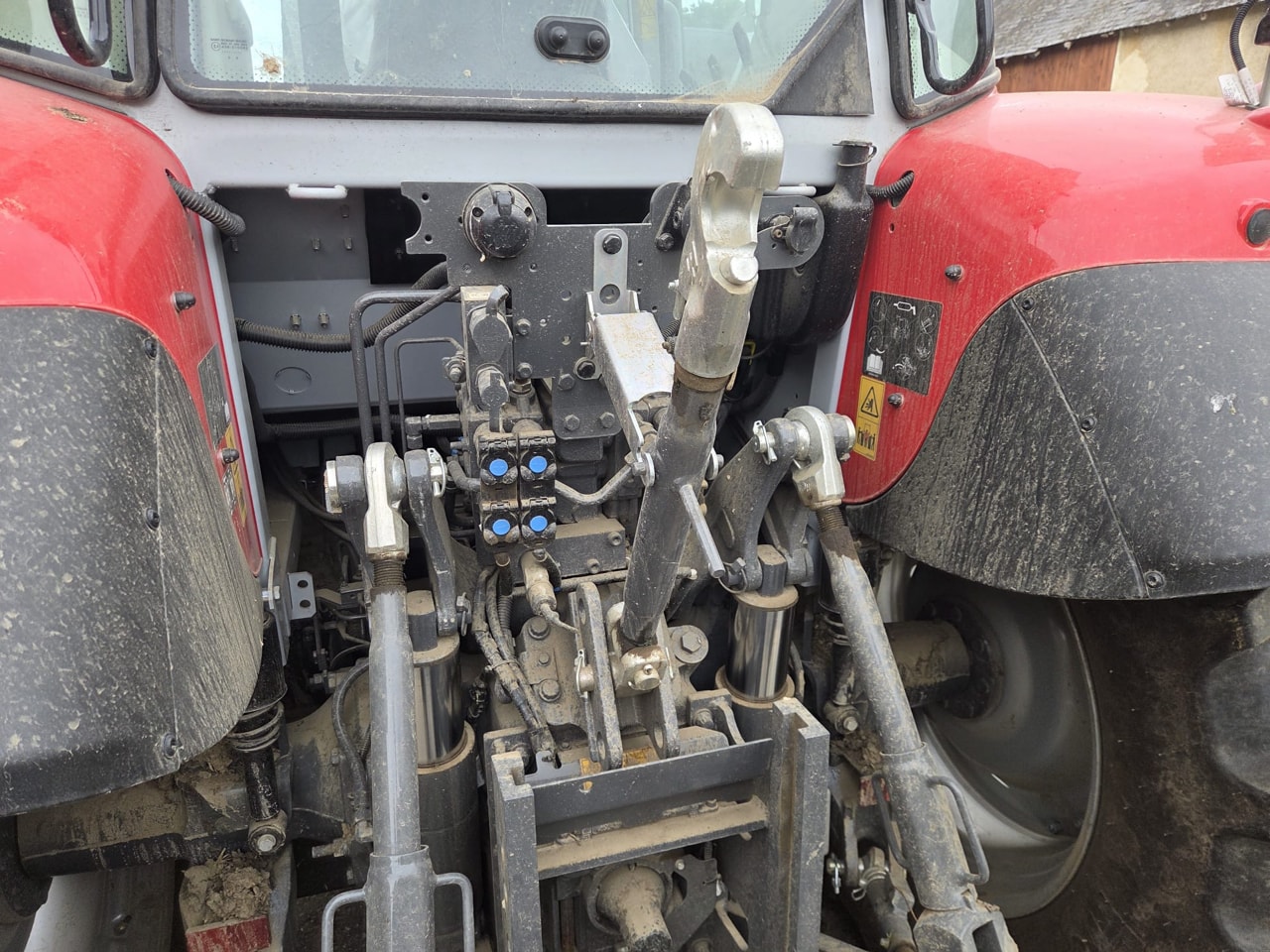 Tracteur MASSEY FERGUSON 5S.105 - photo slide 14