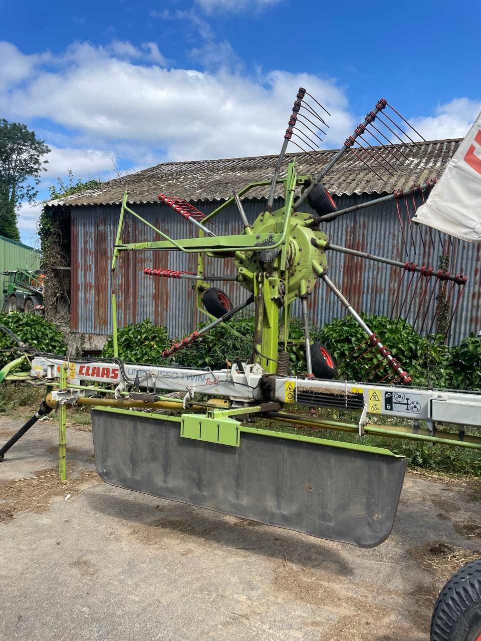 Andaineur CLAAS Liner 1550 - photo slide 7