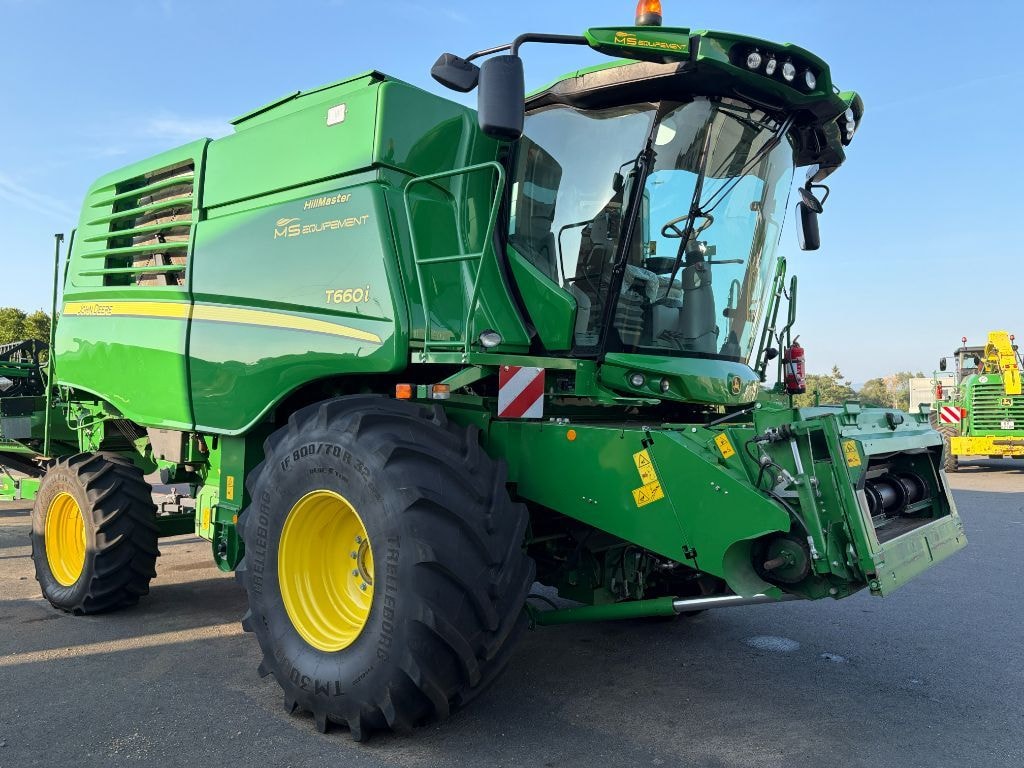 Moissonneuse JOHN DEERE T660 HM - photo slide 2