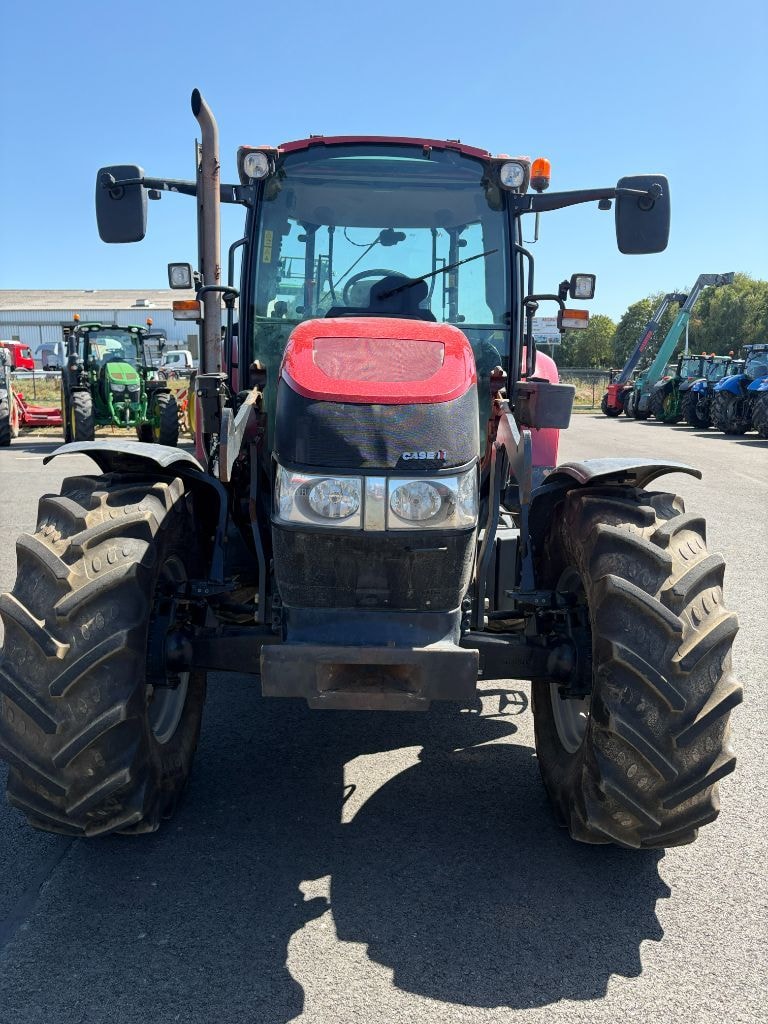 Tracteur CASE IH FARMALL 95U - photo slide 5