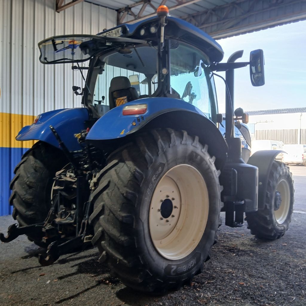 Tracteur NEW HOLLAND T7.210 AC - photo slide 4
