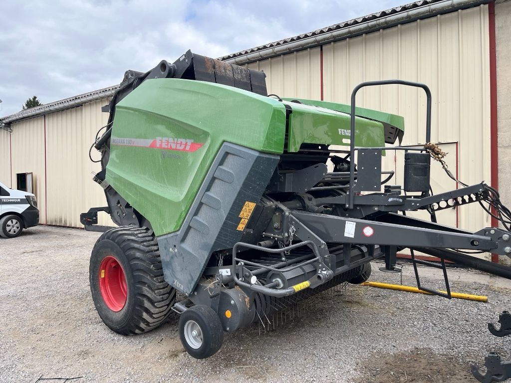 Presse balles rondes FENDT Rotana 180 vxtra  - photo slide 13