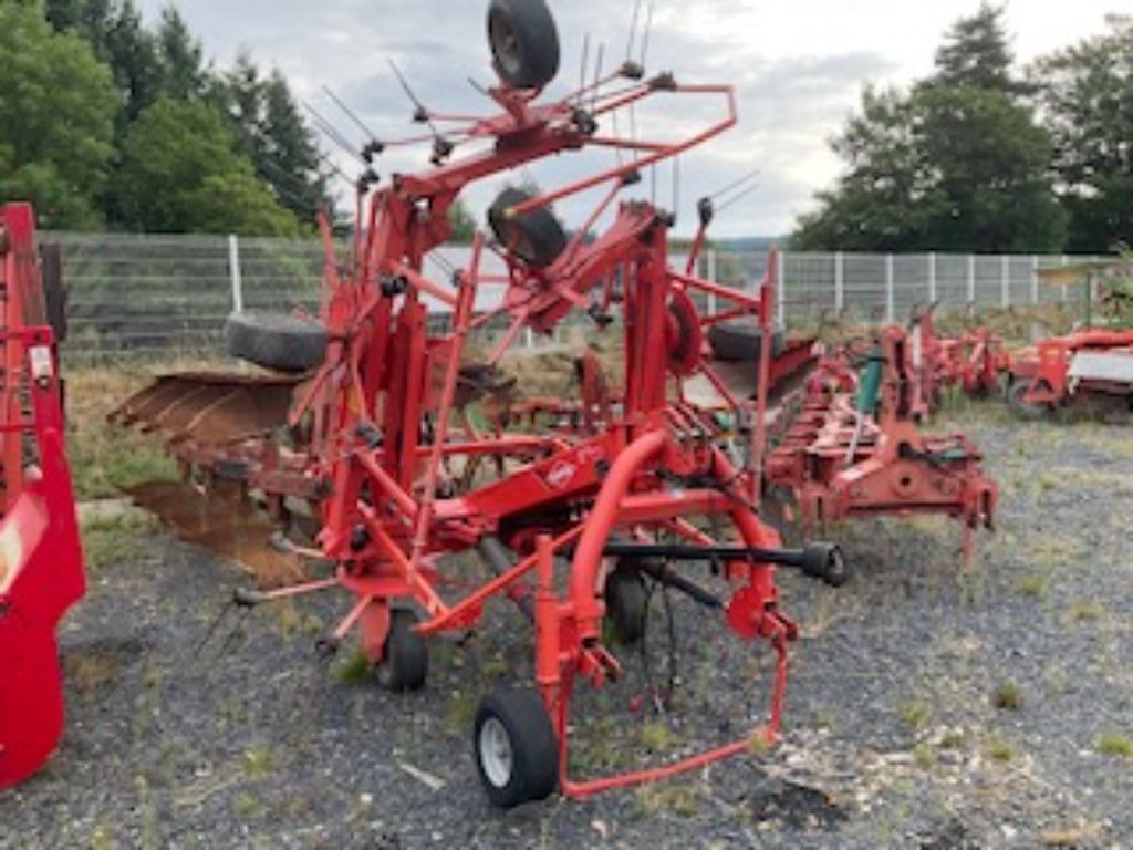 Faneuse KUHN Gf7802 - photo slide 1