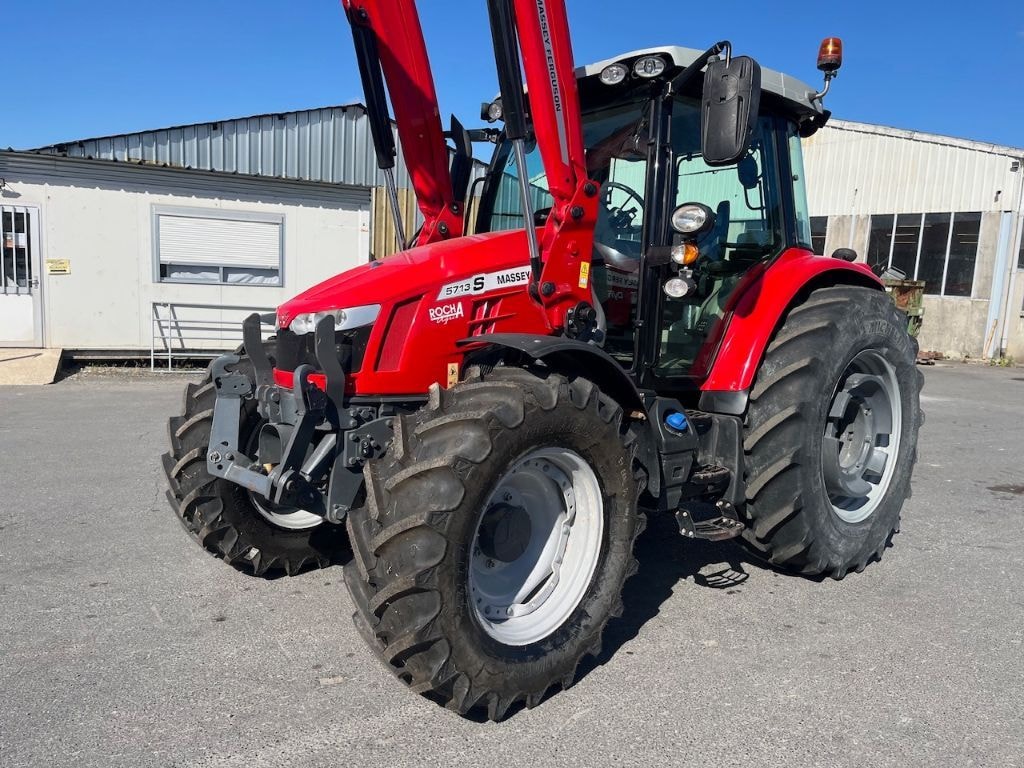 Tracteur MASSEY FERGUSON 5713S DYNA-4 - photo slide 6