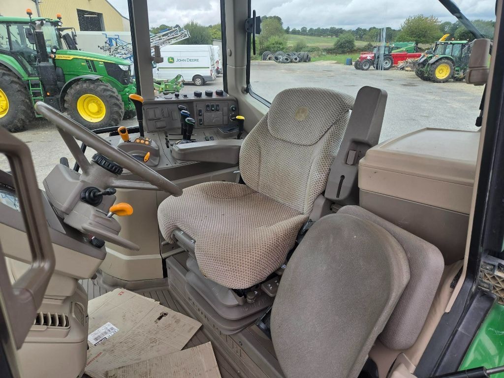 Tracteur JOHN DEERE 6155M - photo slide 8
