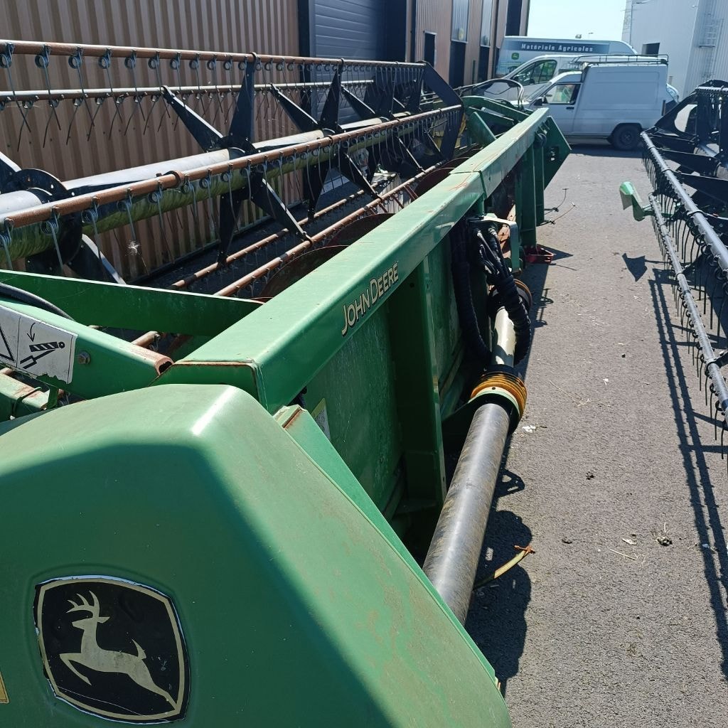 Coupe (MB) JOHN DEERE 622R - photo slide 5