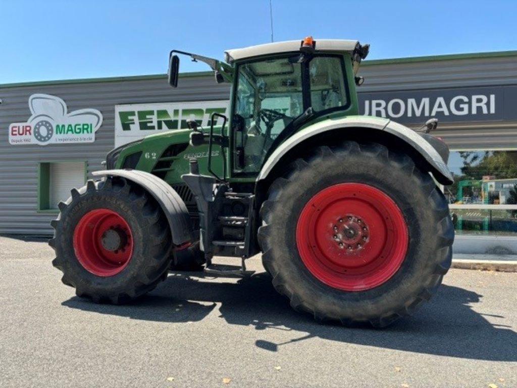 Tracteur FENDT 822 VARIO PROFI + - photo slide 1
