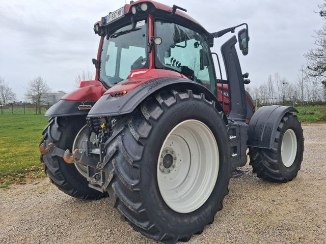 Tracteur VALTRA T175 A - photo slide 5