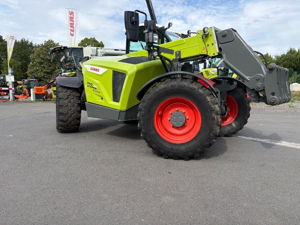 Telescopique CLAAS 741 - photo slide 8