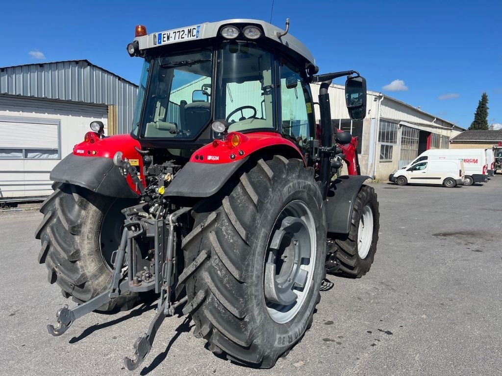 Tracteur MASSEY FERGUSON 5713S DYNA-4 - photo slide 10