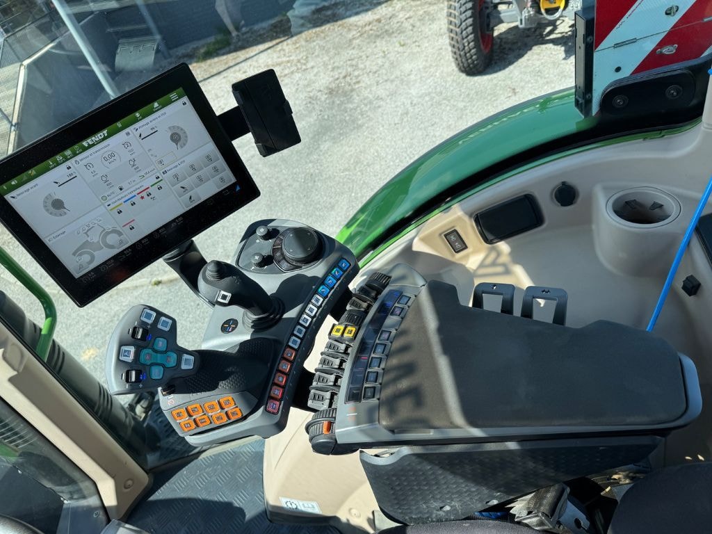 Tracteur FENDT 722 VARIO PROFI +GEN 6 - photo slide 22