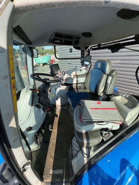 Tracteur NEW HOLLAND T7.275 HD - photo slide 6