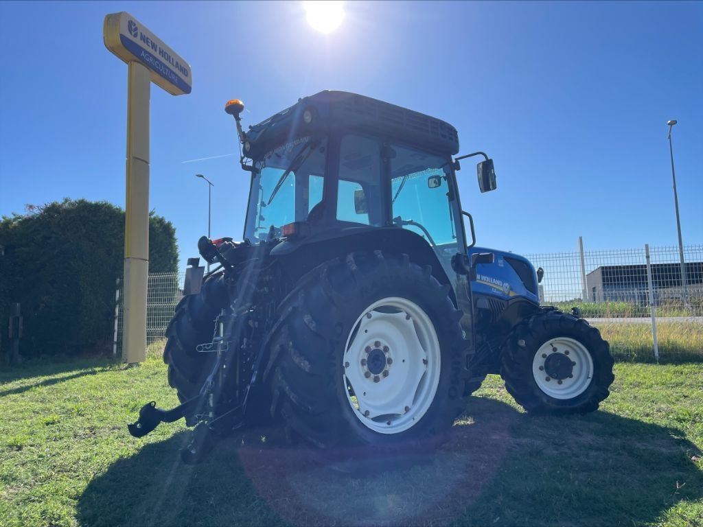 Tracteur NEW HOLLAND T4.90 LP  - photo slide 8