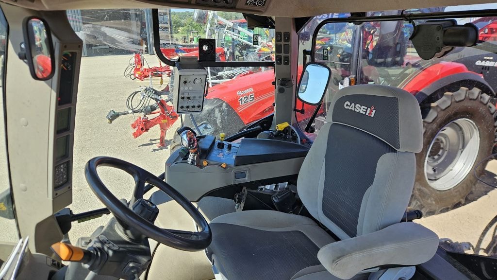 Tracteur CASE IH Maxxum 115 cvx - photo slide 5