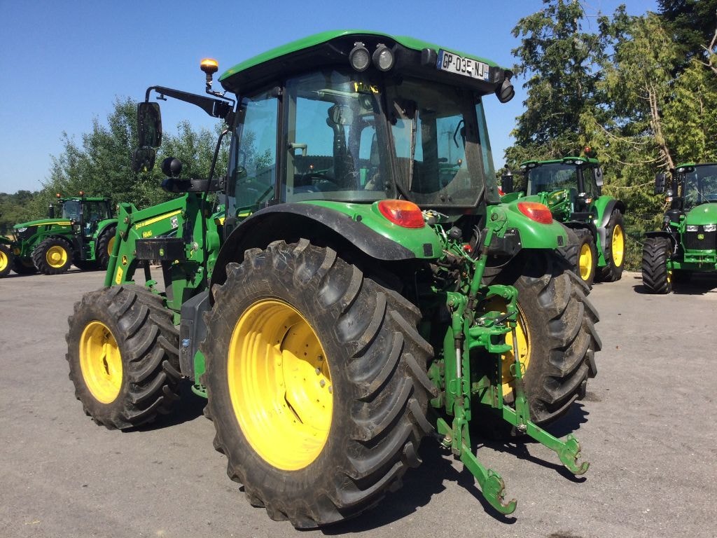 Tracteur chargeur JOHN DEERE 5100M - photo slide 19
