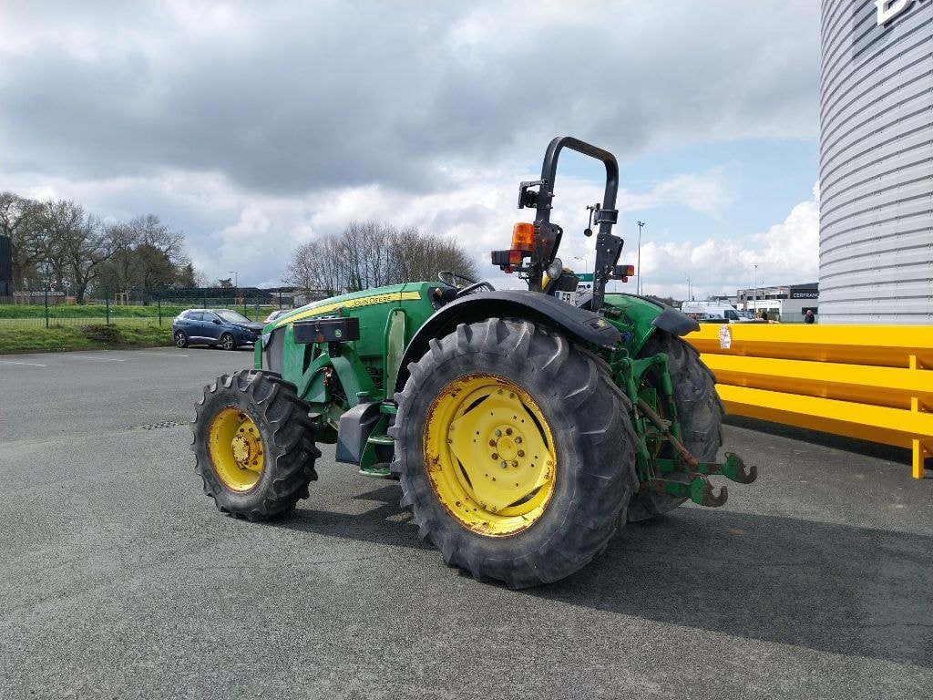 Tracteur JOHN DEERE 5085M - photo slide 4
