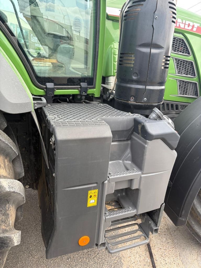 Tracteur FENDT 716 VARIO POWER - photo slide 22
