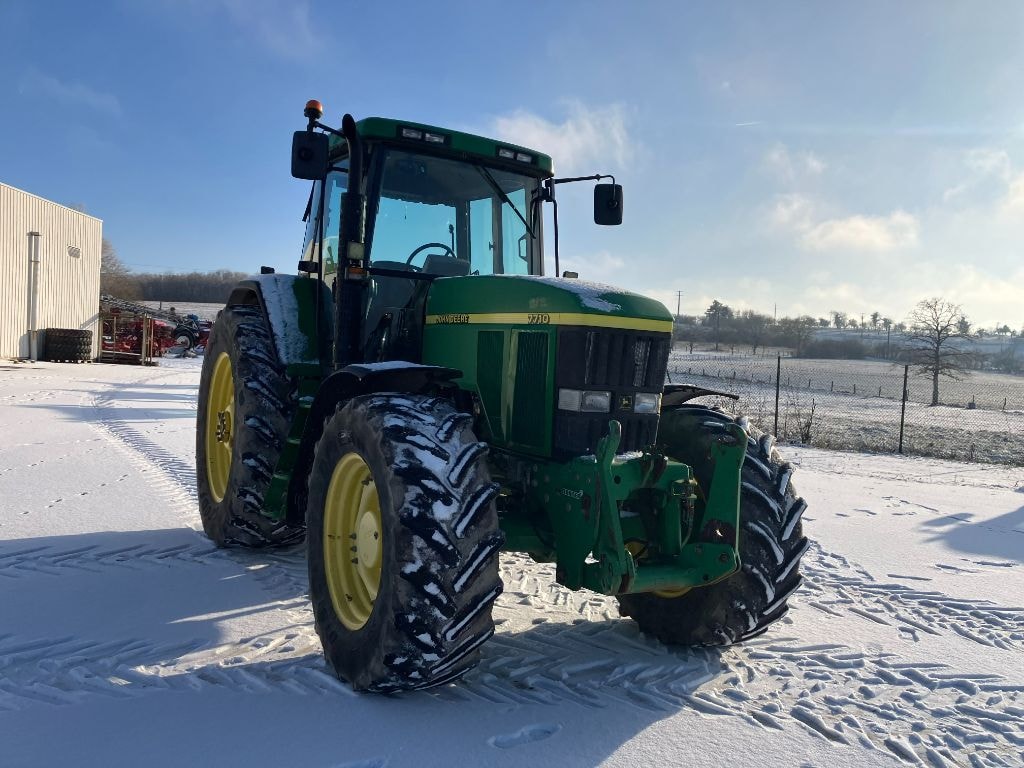 Tracteur JOHN DEERE 7710 - photo slide 2