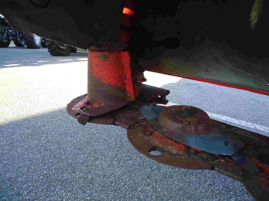 Faucheuse KUHN GMD 602 - photo slide 3