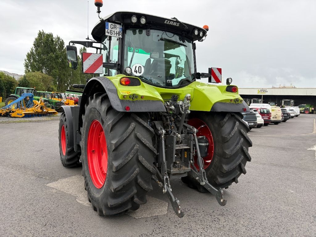 Tracteur CLAAS Arion 630 cmatic - photo slide 12