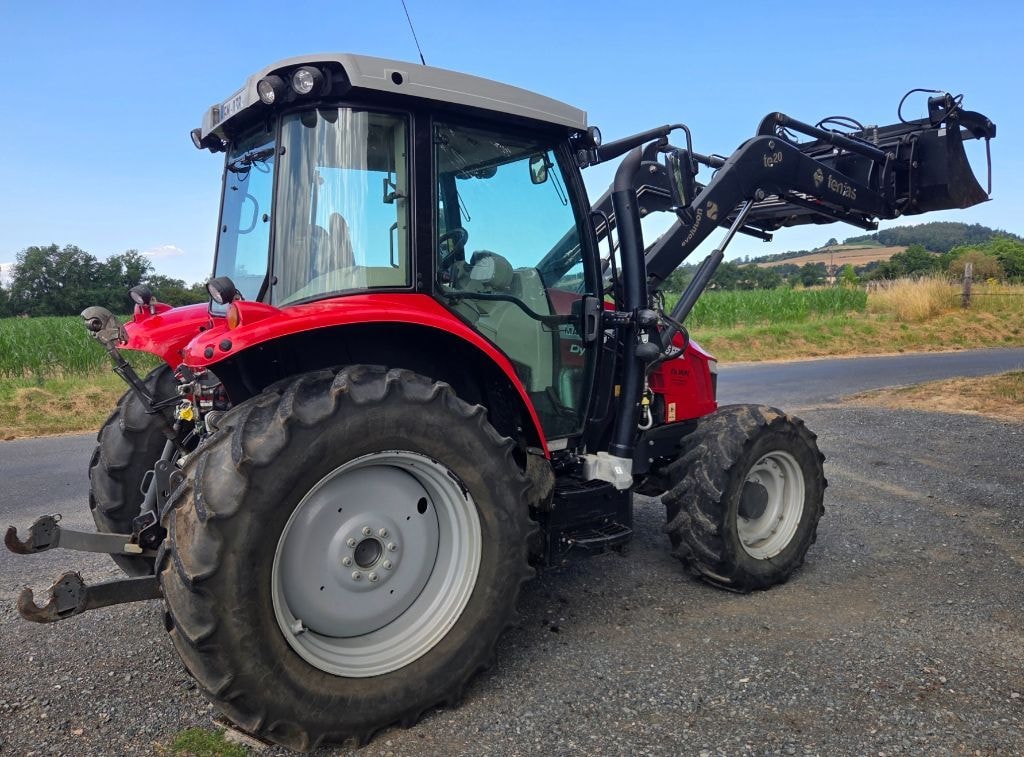 Tracteur chargeur MASSEY FERGUSON 5712S - photo slide 7
