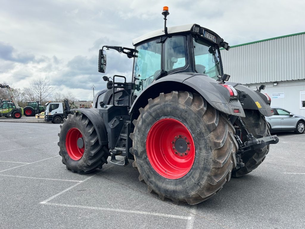 Tracteur FENDT 824 VARIO PROFI + - photo slide 9