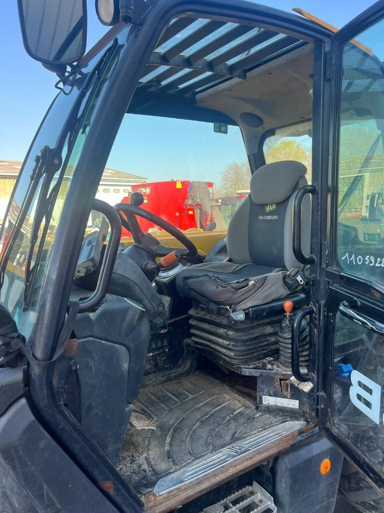 Telescopique JCB 531.70 AGRI 40 - photo slide 6