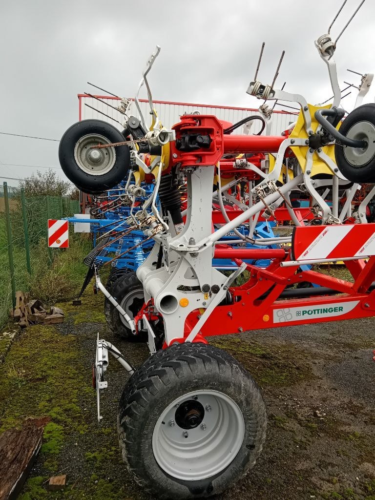 Faneuse POTTINGER Hit 8680 - photo slide 4