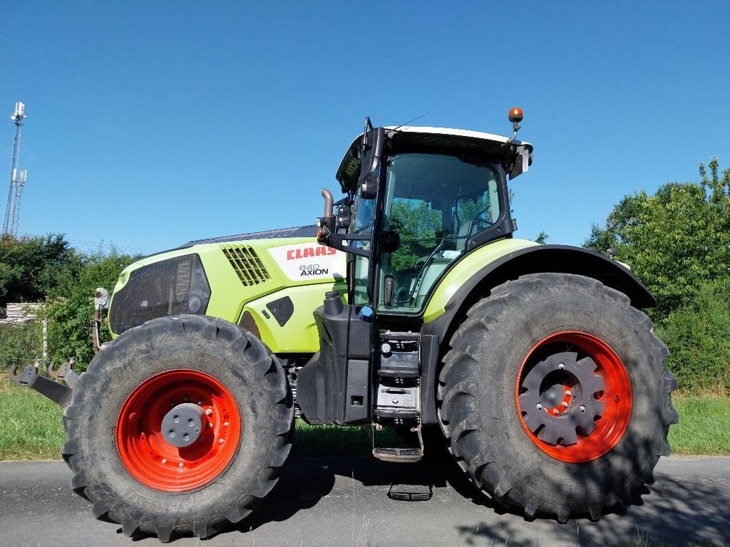 Tracteur CLAAS AXION 840 CIS - photo slide 2
