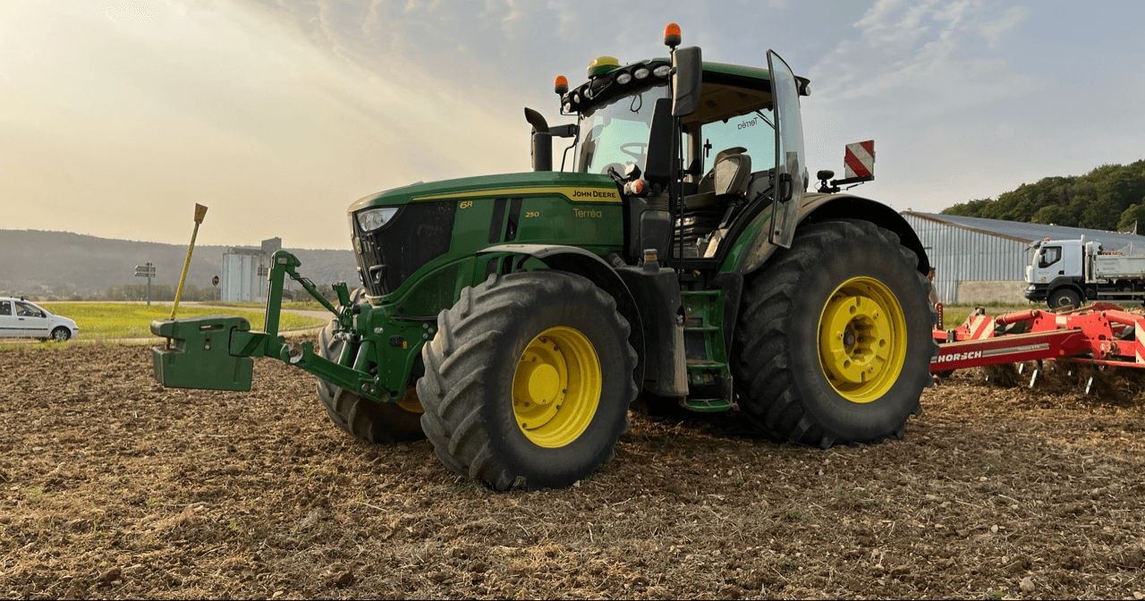 Tracteur JOHN DEERE 6R 250 - photo slide 10