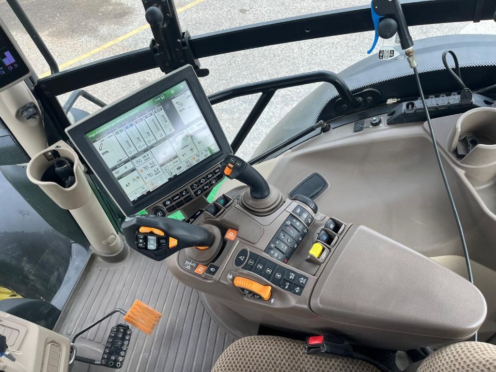 Tracteur JOHN DEERE 6R250 - photo slide 14