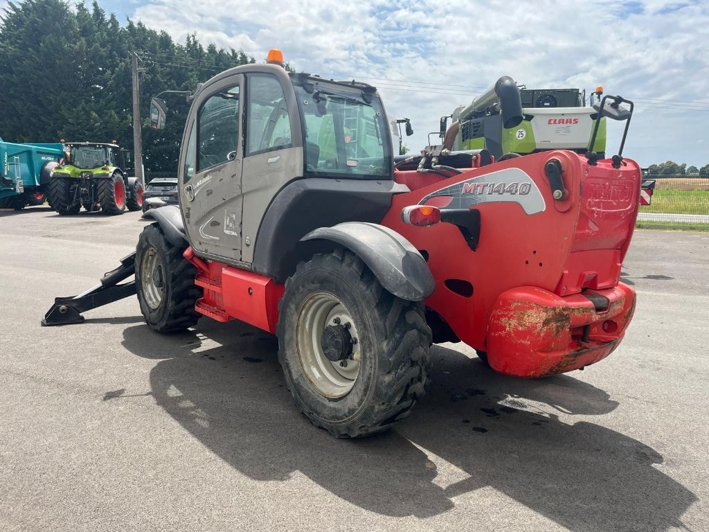 Telescopique MANITOU MT1440 - photo slide 5