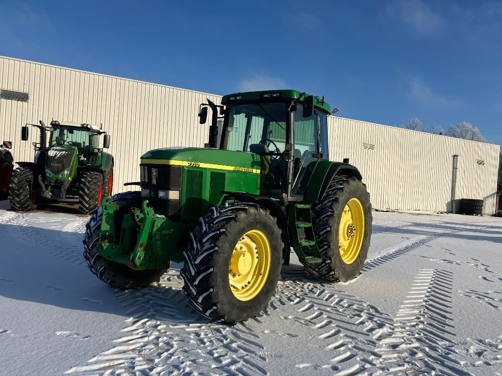 Tracteur JOHN DEERE 7710 - photo slide 1