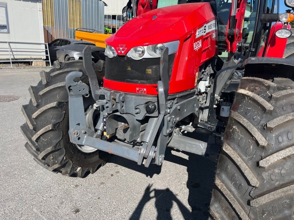 Tracteur MASSEY FERGUSON 5713S DYNA-4 - photo slide 9