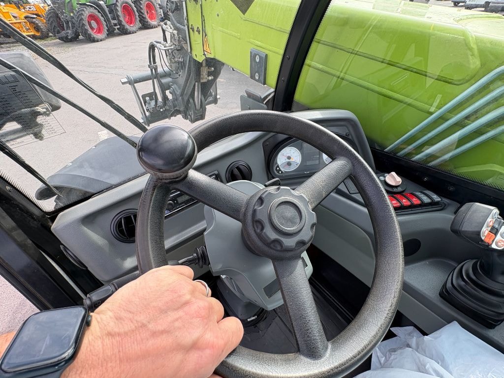Telescopique CLAAS 741 - photo slide 24