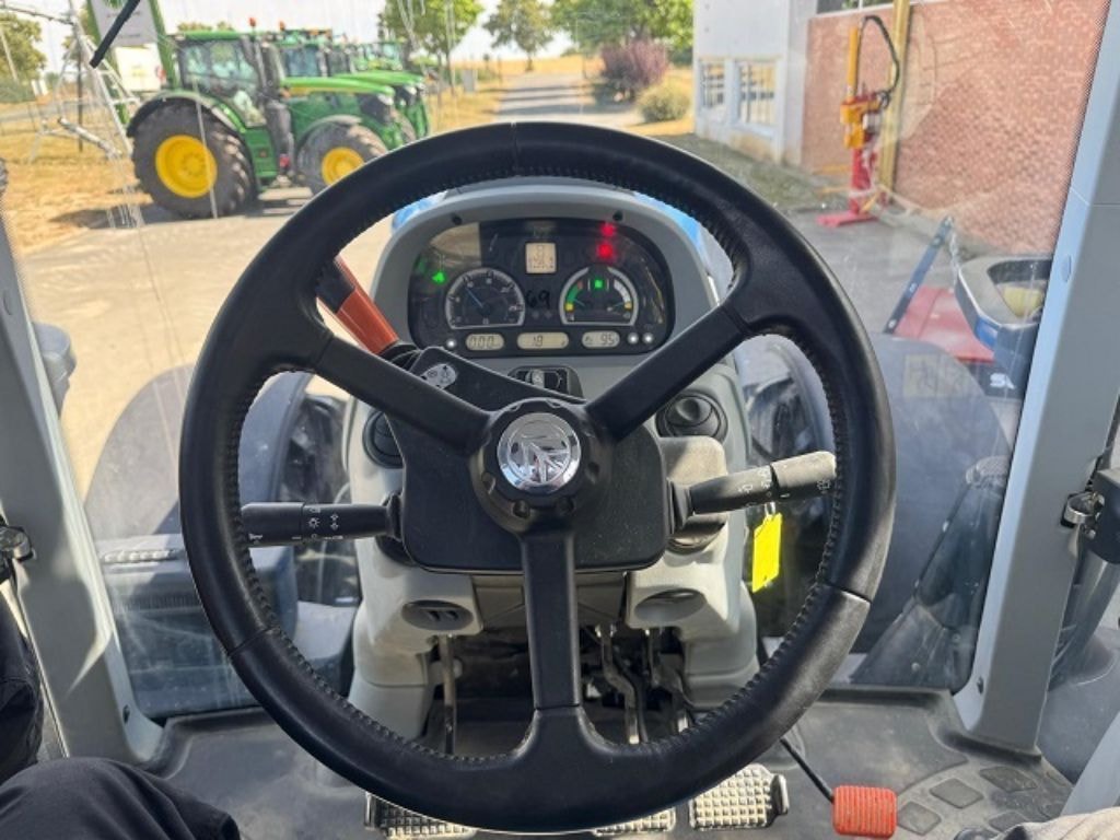 Tracteur NEW HOLLAND T7.260 - photo slide 11