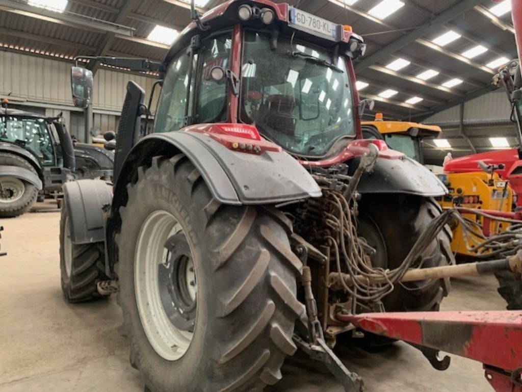 Tracteur VALTRA N175D - photo slide 4