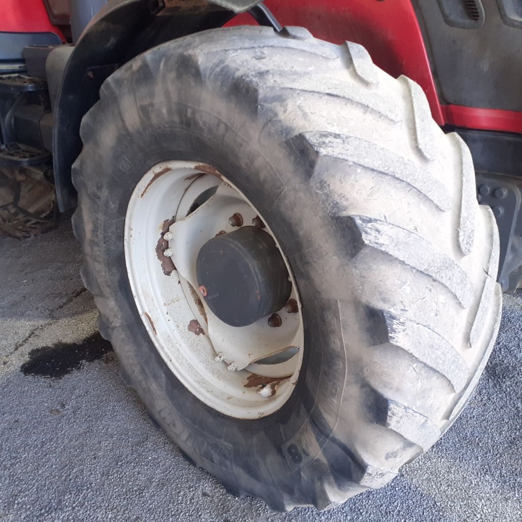 Tracteur VALTRA T163 - photo slide 9