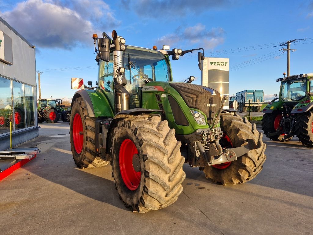Tracteur FENDT 718 VARIO POWER - photo slide 8