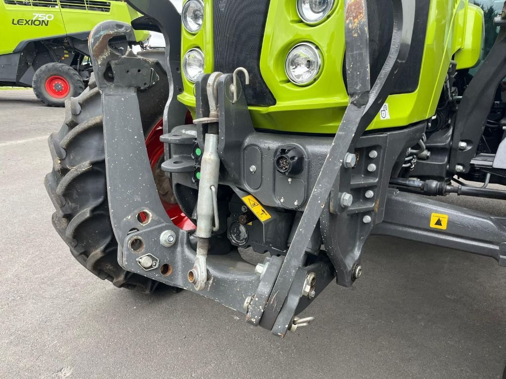 Tracteur CLAAS Arion 420  - photo slide 9