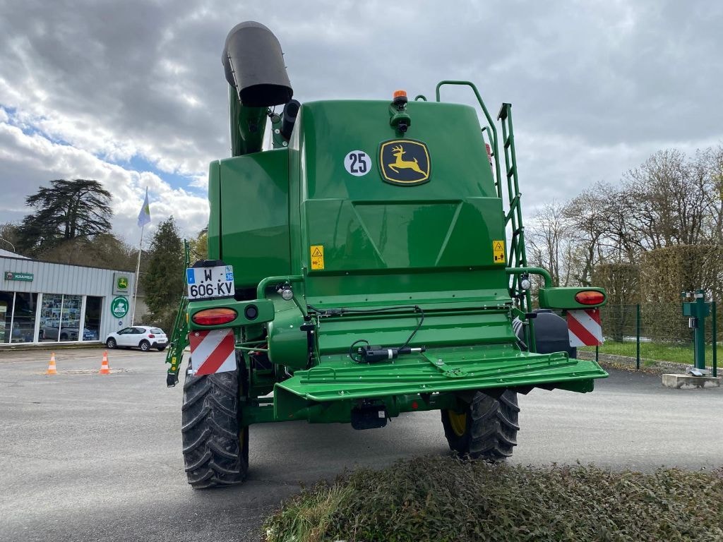 Moissonneuse JOHN DEERE T 560 HM - photo slide 8