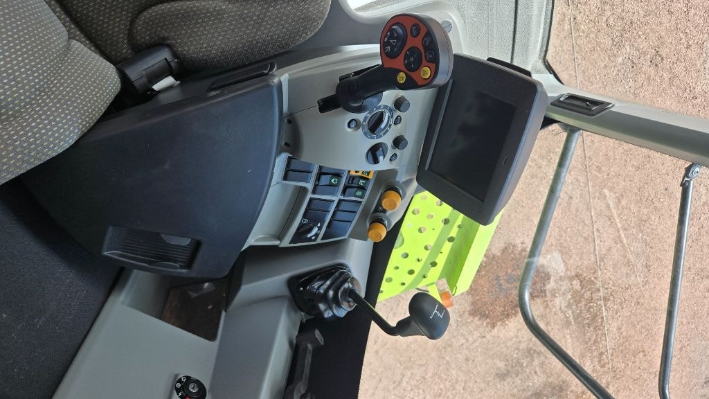 Moissonneuse CLAAS TUCANO 450 - photo slide 29