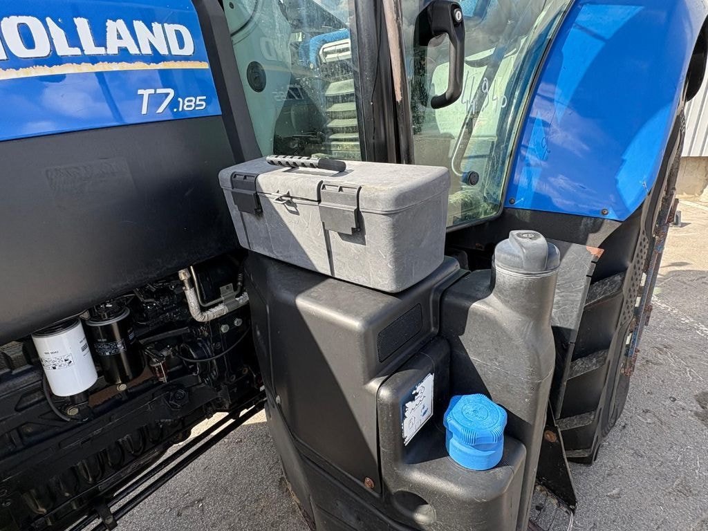 Tracteur NEW HOLLAND T7 185 - photo slide 15
